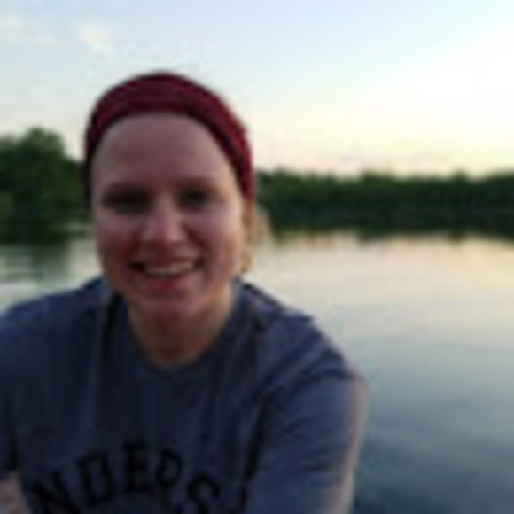 Meet your Posher, Emily - Picture 1 of 1